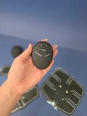 دستگاه عضله ساز بازو و سیکس پک EMS اورجینال Mobile-Gym (مجموعه ۳ عددی)